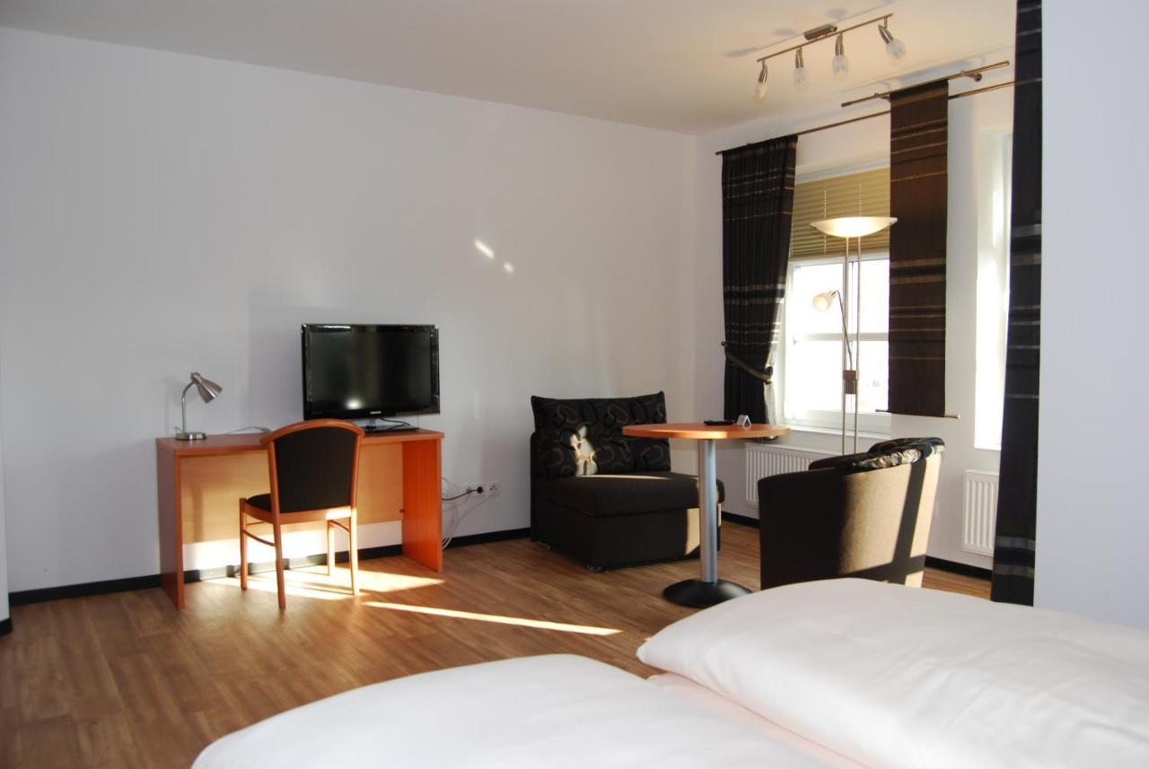 Hotel Waldquelle เอาริคช์ ภายนอก รูปภาพ